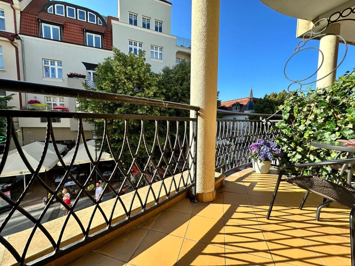 Azja, Sopot Monte Cassino, Balkon, Parking Extérieur photo
